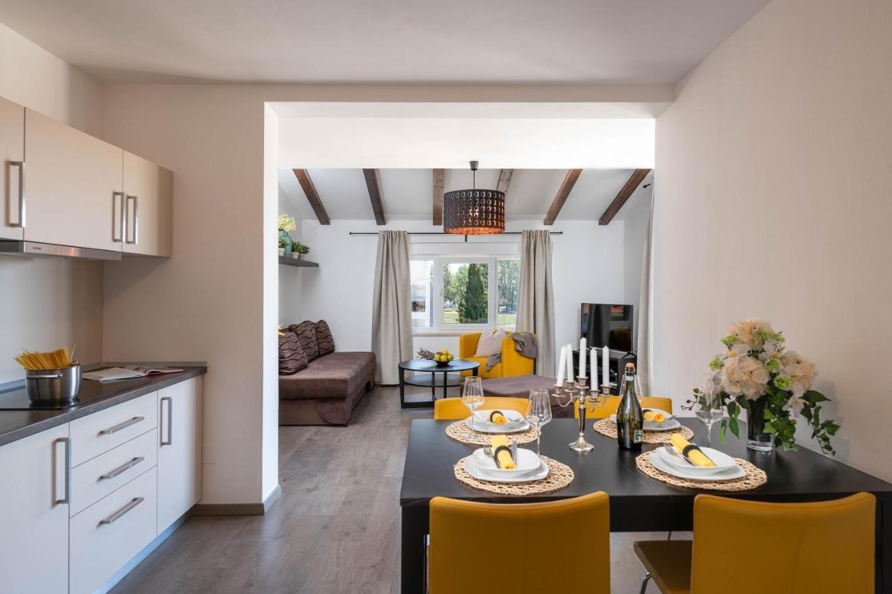 Apartman Bijeca - Медулин Екстериор снимка
