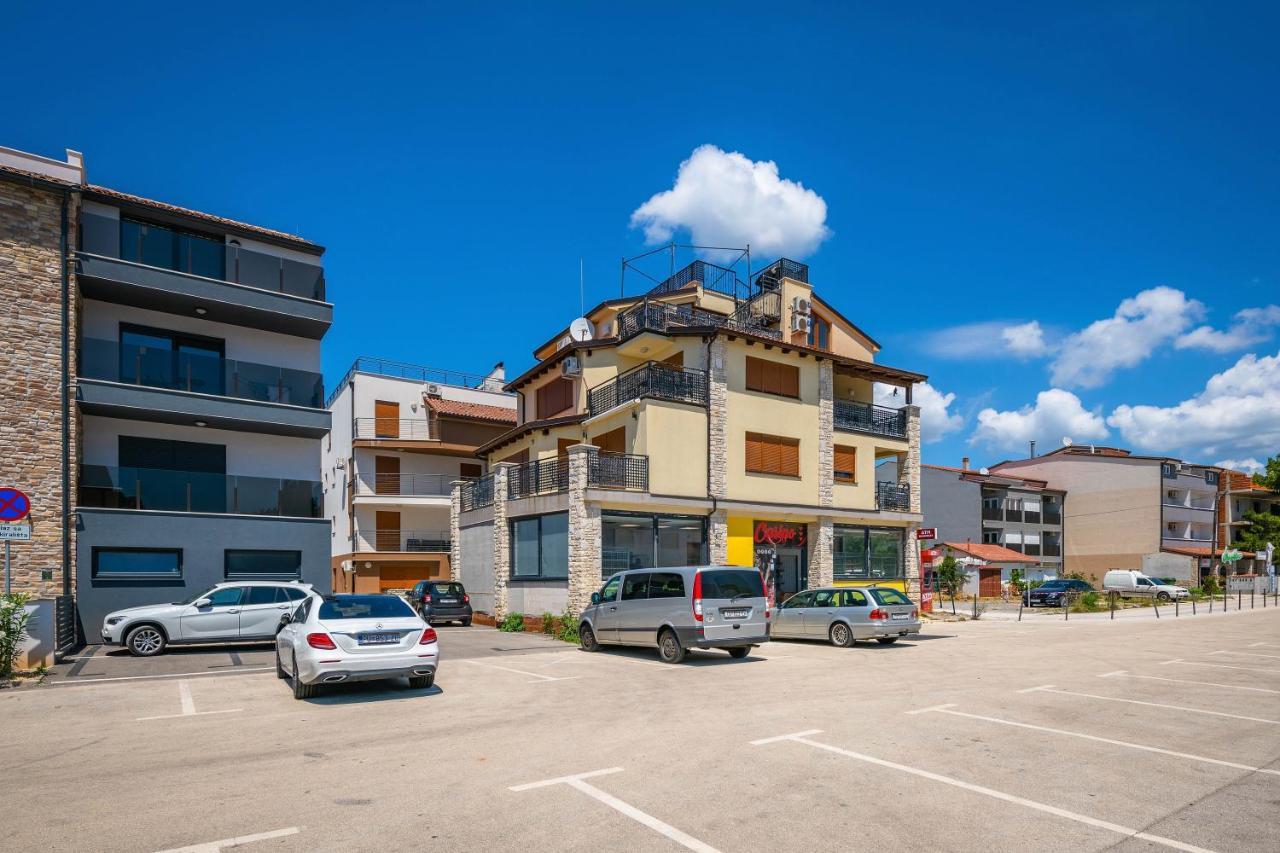 Apartman Bijeca - Медулин Екстериор снимка