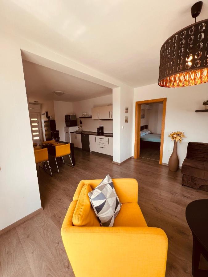Apartman Bijeca - Медулин Екстериор снимка