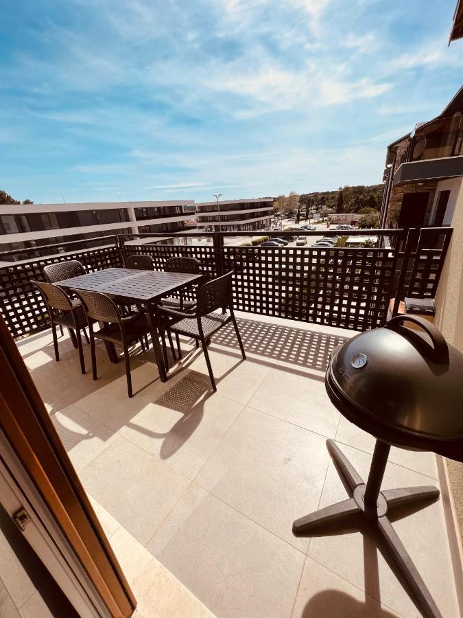 Apartman Bijeca - Медулин Екстериор снимка