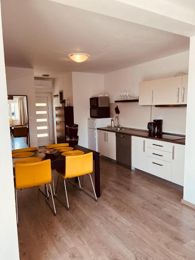 Apartman Bijeca - Медулин Екстериор снимка