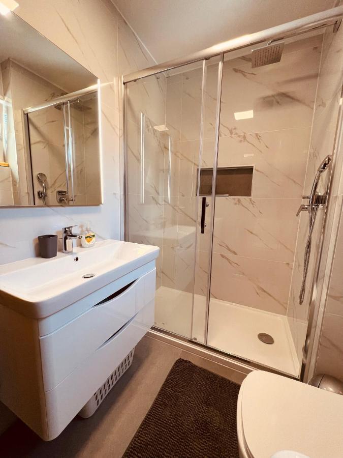 Apartman Bijeca - Медулин Екстериор снимка