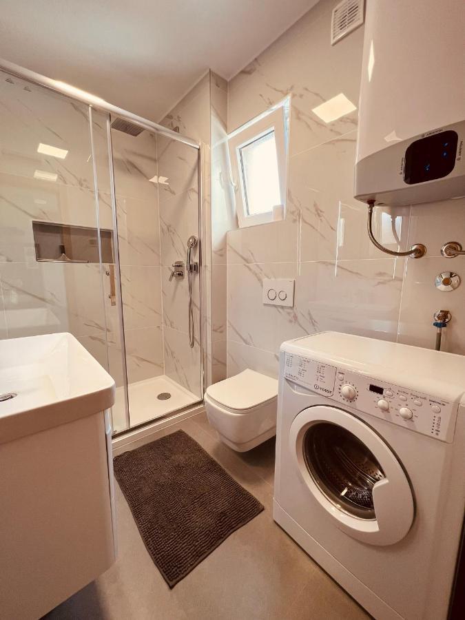 Apartman Bijeca - Медулин Екстериор снимка